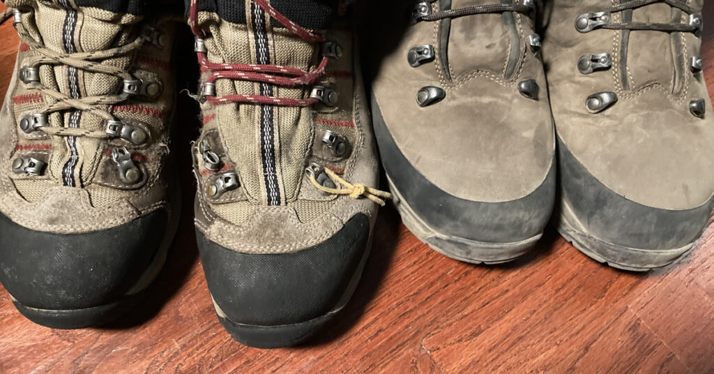 How to Keep Your Feet Warm in Winter – Winter Backpacking